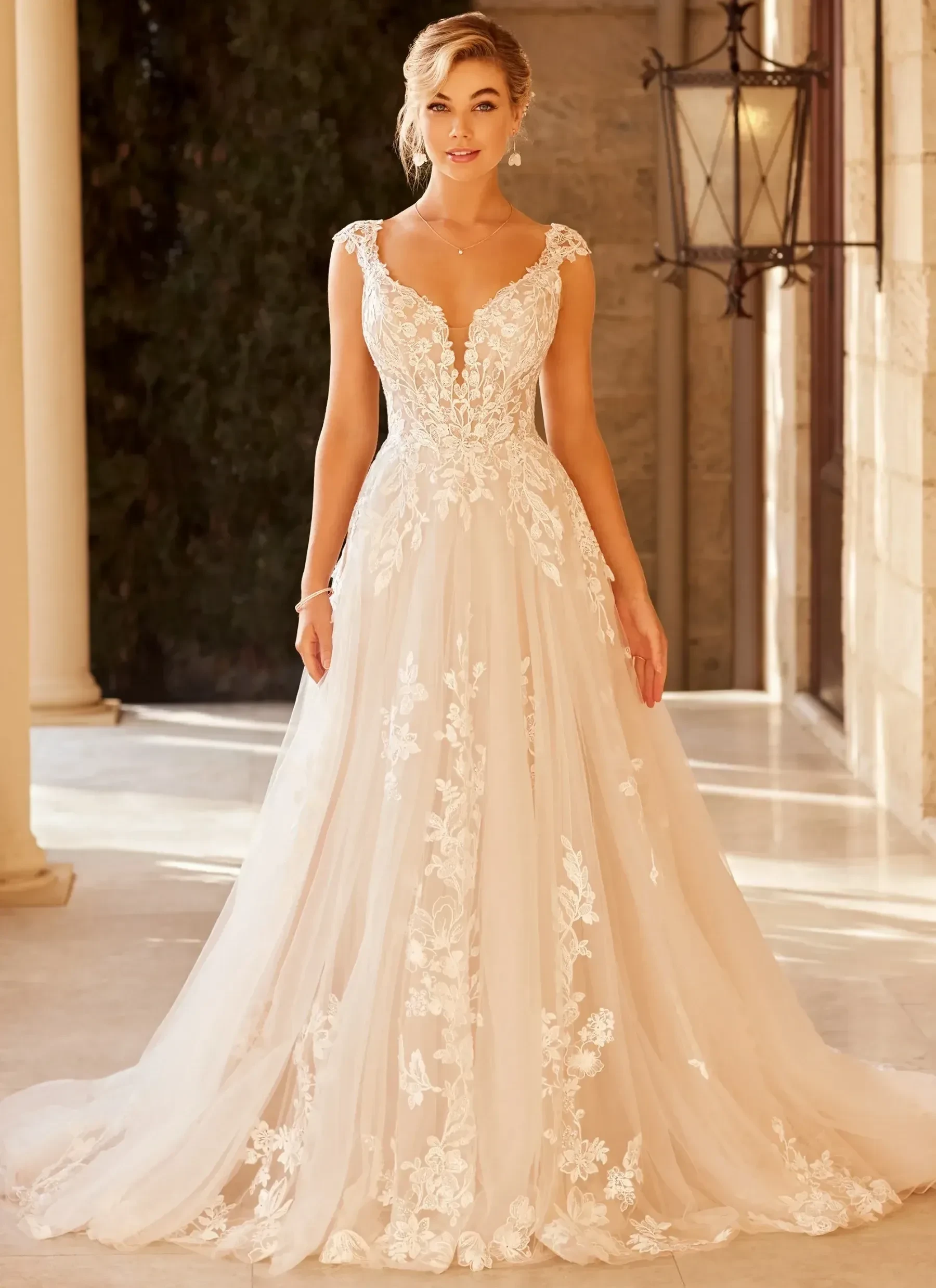 Sophia Tolli