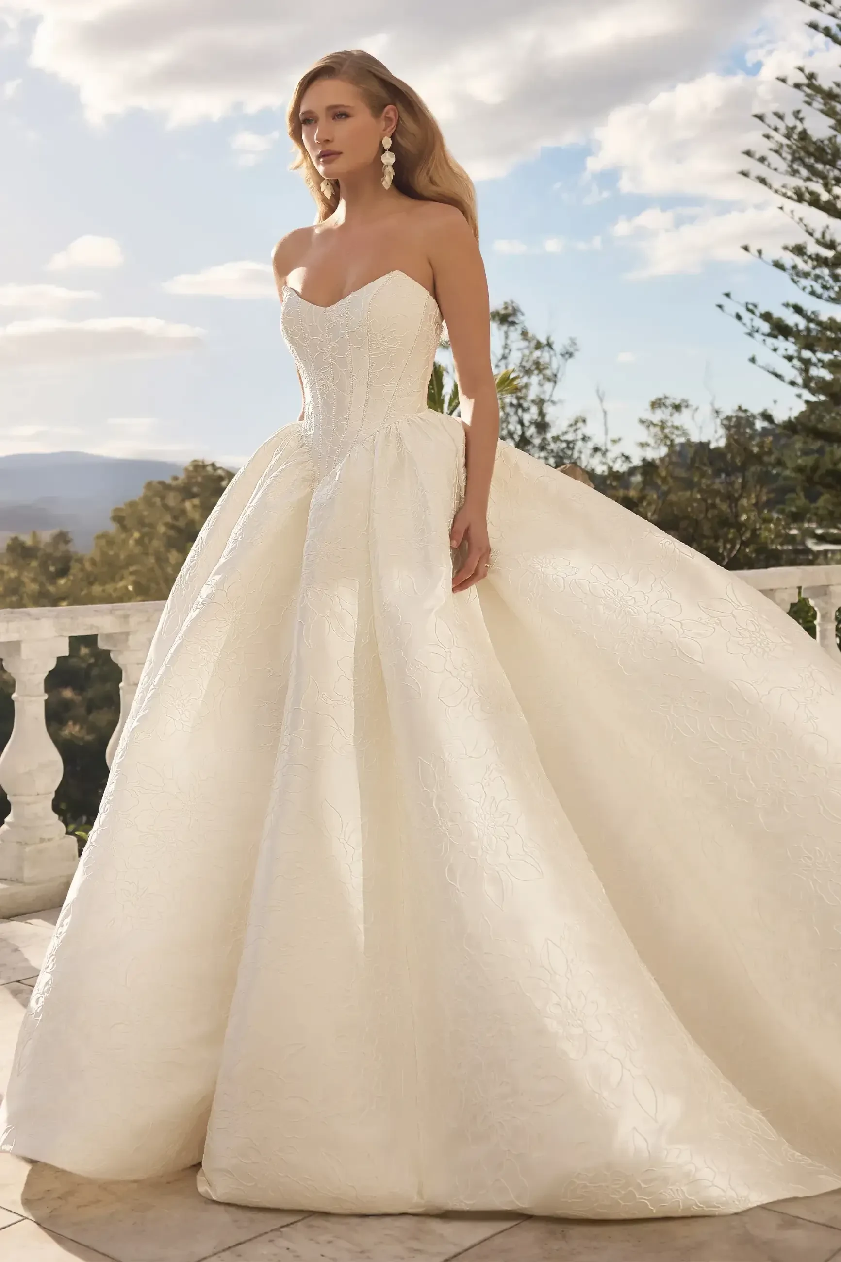 Sophia Tolli