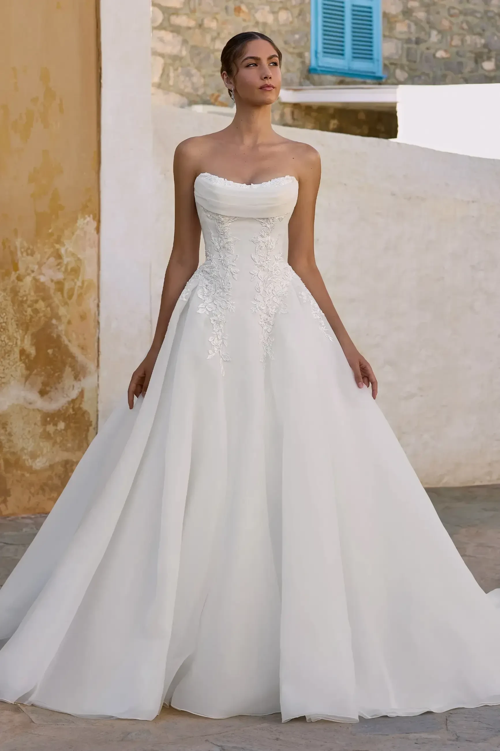 Sophia Tolli